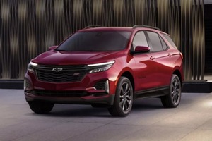 Chevrolet представил обновленные версии кроссоверов Equinox и Traverse