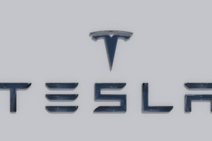 Илон Маск в последнем интервью заявил, что Tesla готова к слиянию с другими автопроизводителями