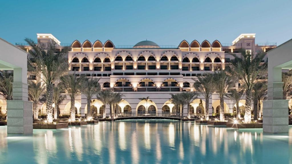 Отель Jumeirah Zabeel Saray