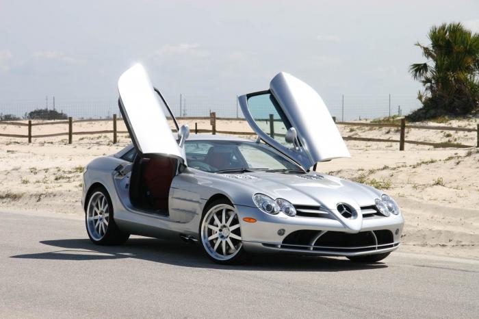 Mercedes Benz SLR McLaren