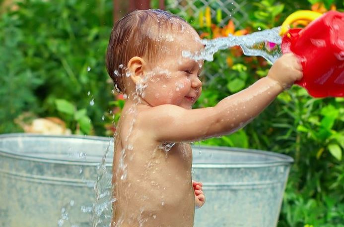 Обливание водой