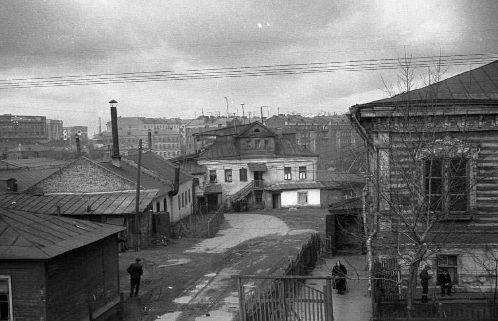 Малая Семеновская ул. в старину