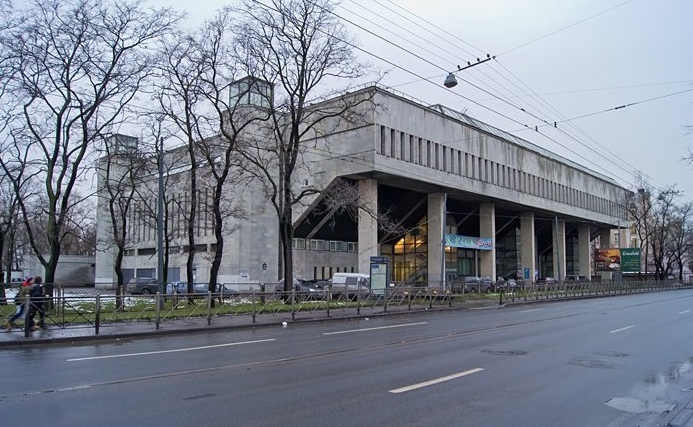 Дворец "Хоккейный" в Санкт-Петербурге